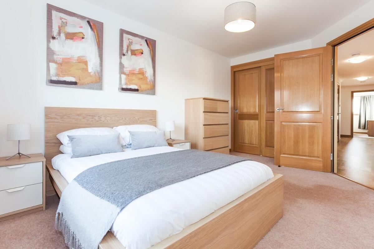 Executive 3 Bed Apartment 阿伯丁 外观 照片