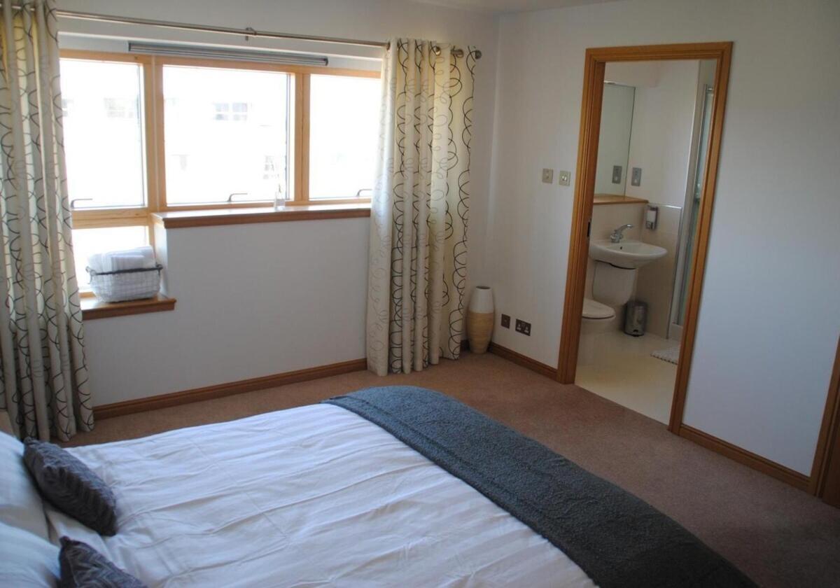 Executive 3 Bed Apartment 阿伯丁 外观 照片